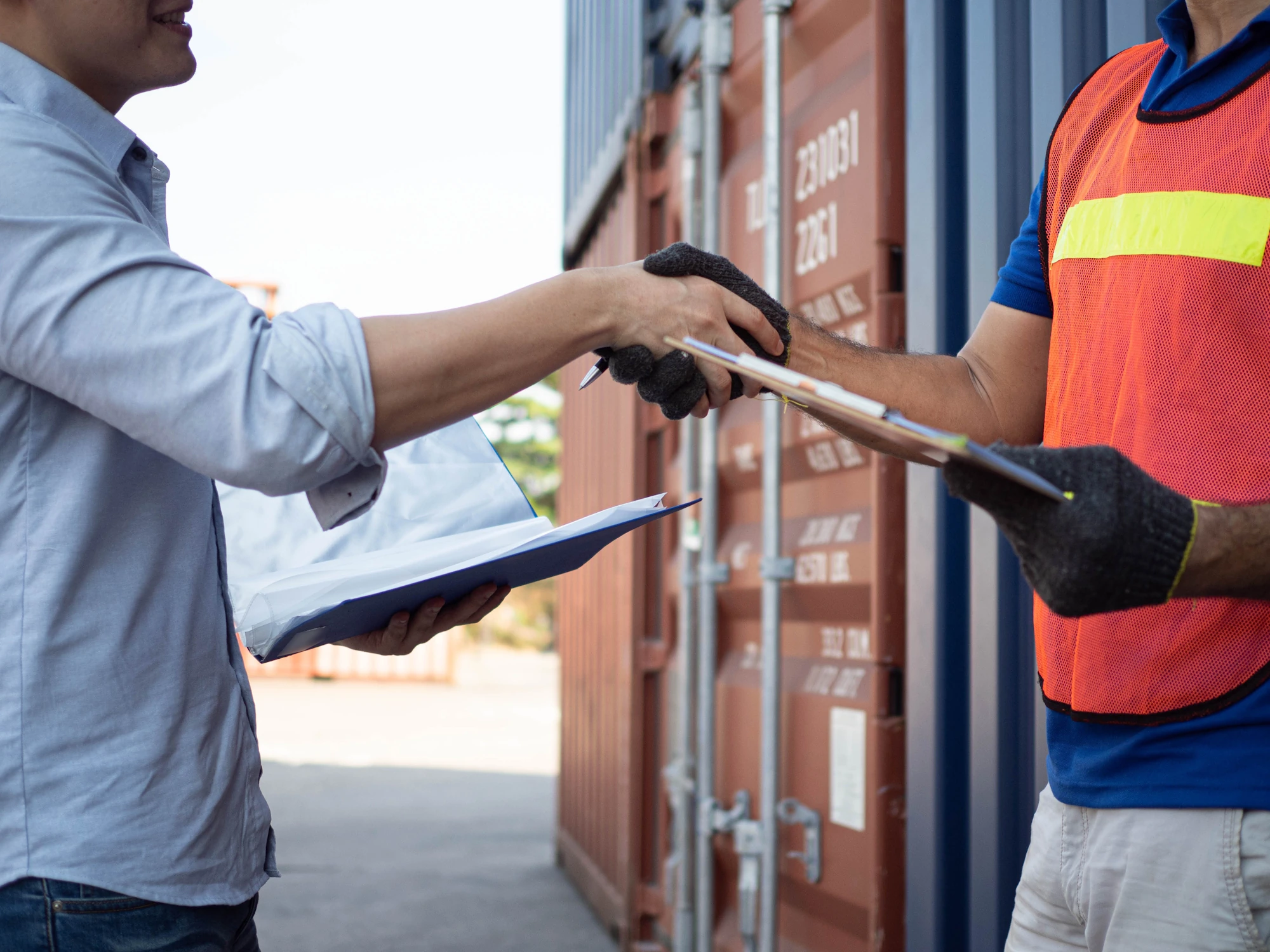 OSE Euro provide logistical customs clearance for sea freight transportation services. 