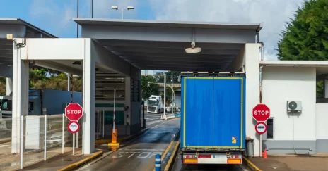 Navigating changing EU/UK regulations with our customs clearance team